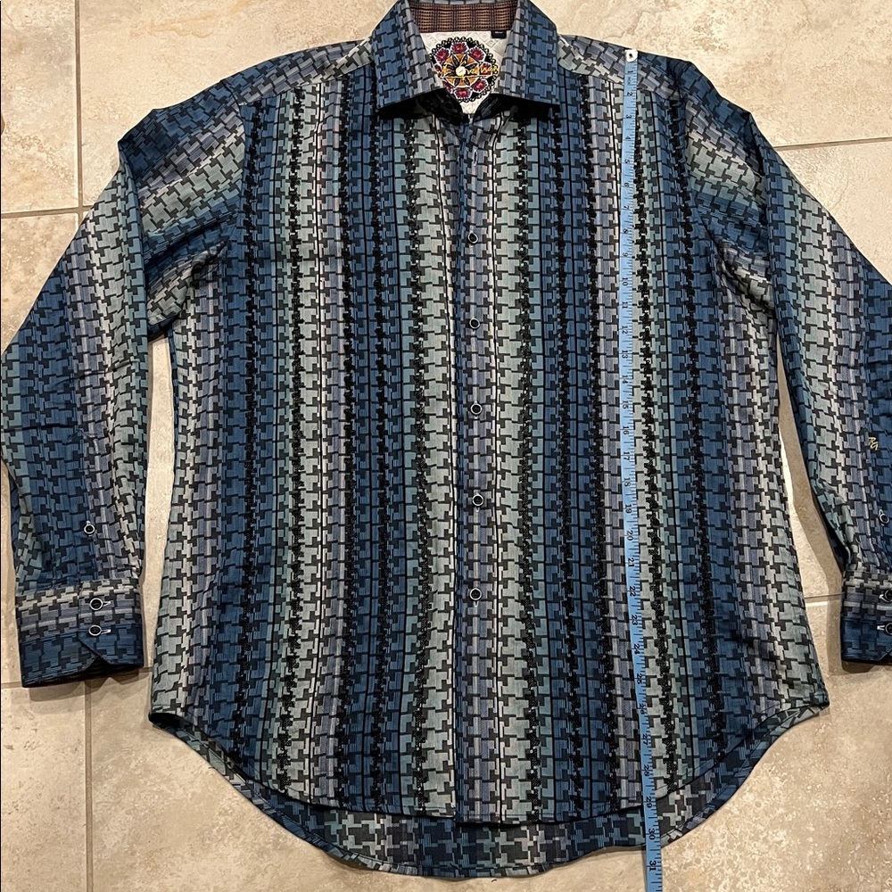 Robert Graham Geometric Button Down Shirt, M - Picture 7 of 11